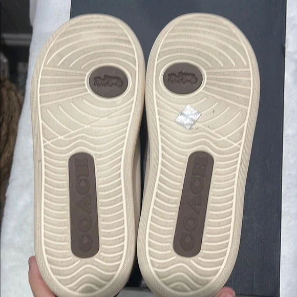 COACH- Clip Leather Low Top Chalk Sneakers- 9.5B - Picture 8 of 14